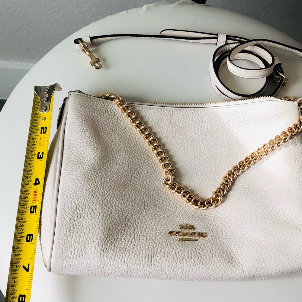 Coach Pebble Leather Chalk  Bag with Gold Chain - Picture 9 of 10